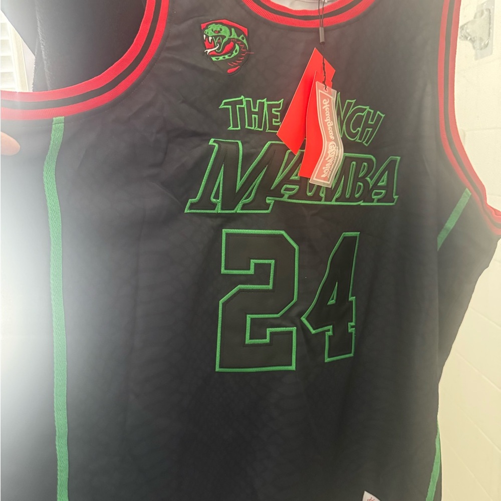 The grinch Mamba Basketball Jersey new with tags 4XL